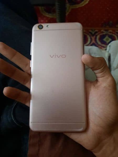 vivo 4 64 4