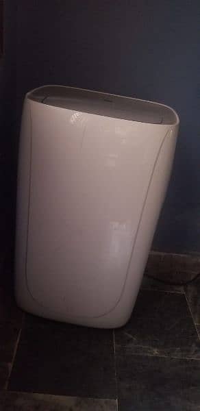 TCL Portable AC in new condition 2