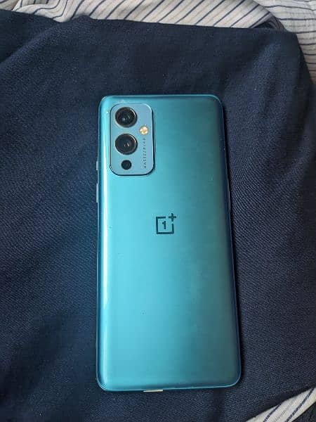 OnePlus 9 12/256 1