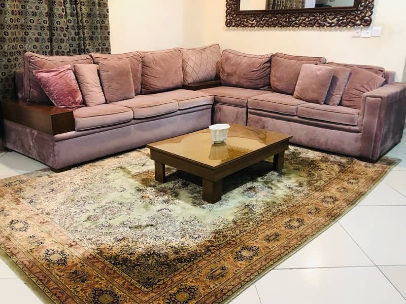 Lshapped sofa made by united furnitures 3