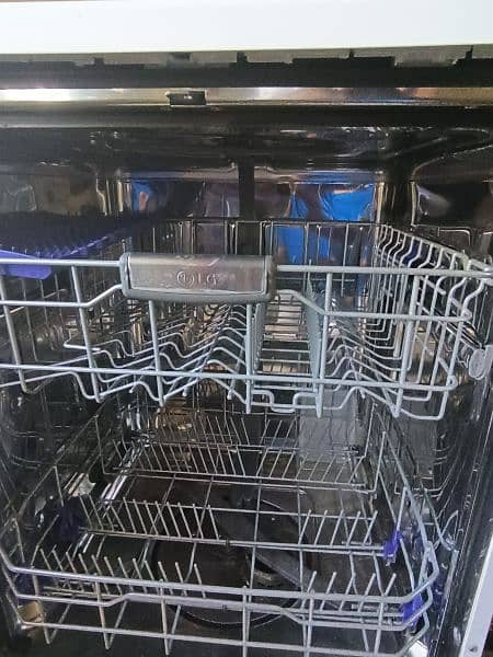 dishwasher imported  just like new 3