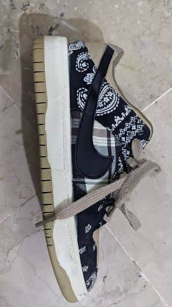 Travis Scott Nike SB dunks 6