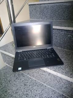 Dell Laptop Latitude e7270