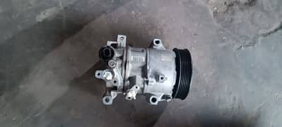 Toyota Corolla Grande 1.8  AC compressor