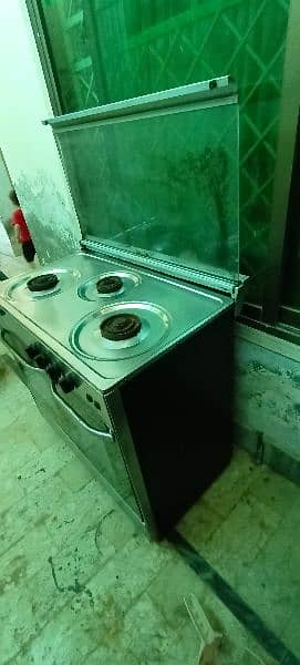 cooking range for sale very less used 2