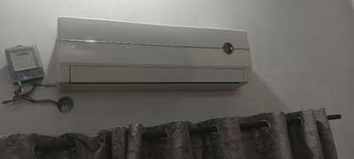 GREE 1 ton AC never repaired. original gas