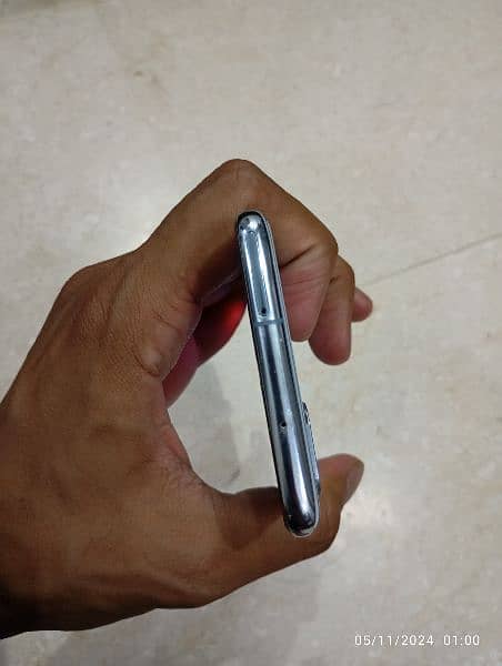 Samsung S20 plus official PTA Approved 7