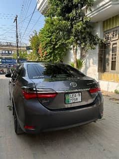 Toyota Corolla Altis Grande 1.8 2018