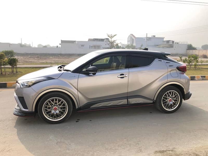 Toyota C-HR 2019 3