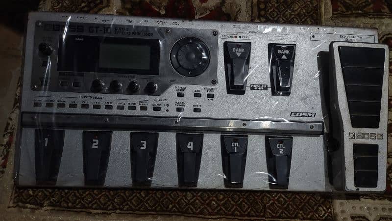 Boss Gt 10 Guitar Effect Processor 1