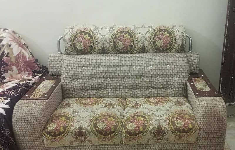 self-made 9 seater sofa set available for sale 2