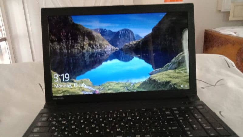 TOSHIBA satellite pro A50-A series 4th generation 6