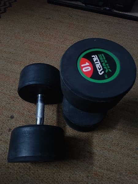 Dumbells Pair of 2 10kg+ 10kg 2