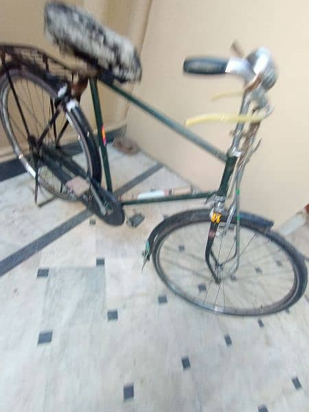 Antique Humber Bicycle British-England, everyone can access. 7