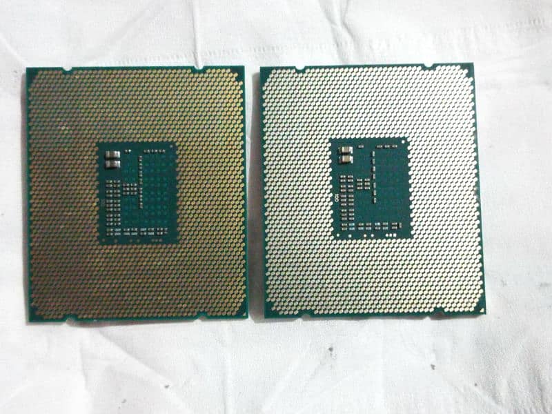 Intel Xeon E-5 2620 V3 Two Units 1