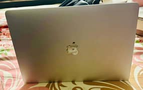 mac book pro 2018