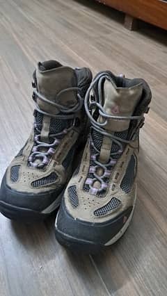 Hiking Shoes 41 size