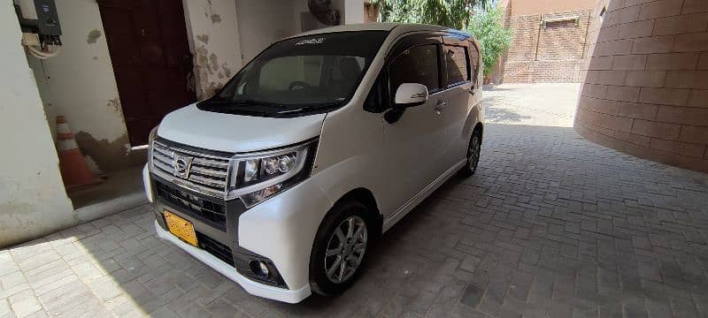 Daihatsu Move 2015 1