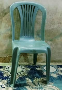 Plastic chairs for sale