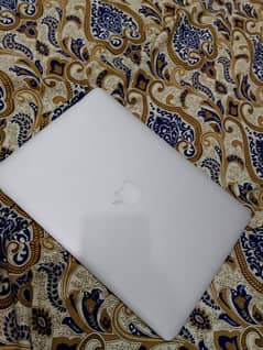Macbook Air 2017 model in good condition