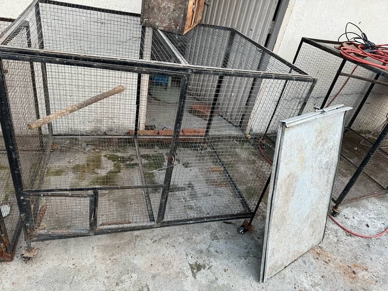 Big Size Parrots cages with trays 2