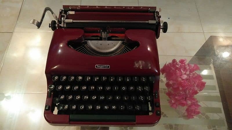 old antique imperial typewriter maroon color 6