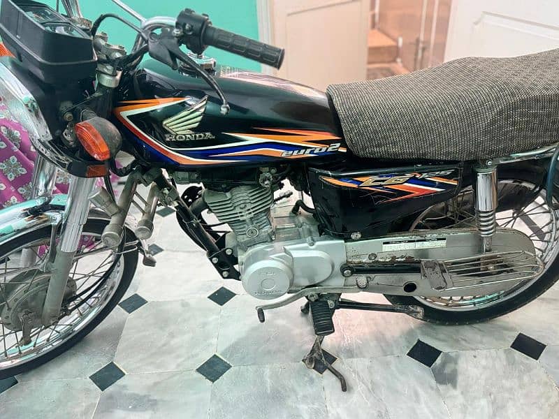 Honda CG125 3