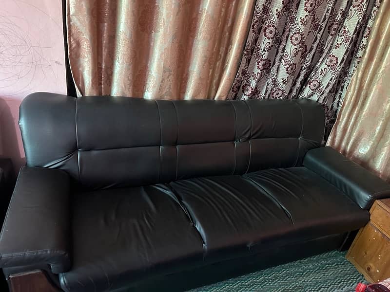 3 seater 2 sofas and 3 single sofas. 0