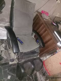 Massage Chair Working fine urgent sale in low price