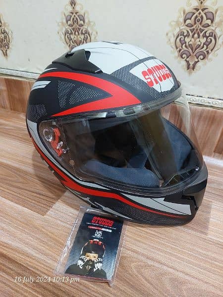 STUDDS Helmet Thunder 1