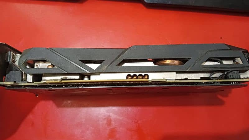 570 gigabyte arous 8gb GPU 1