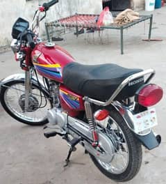 Honda Bike 125=03433555702