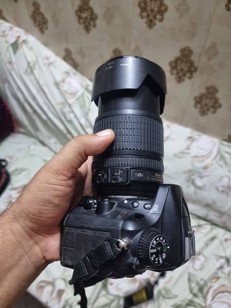 NIKON D7100 18-105 lens Exchange Possible 1