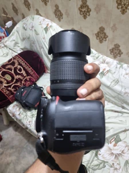 NIKON D7100 18-105 lens Exchange Possible 3