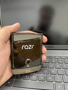 Moto Razr Flip (Foldable)