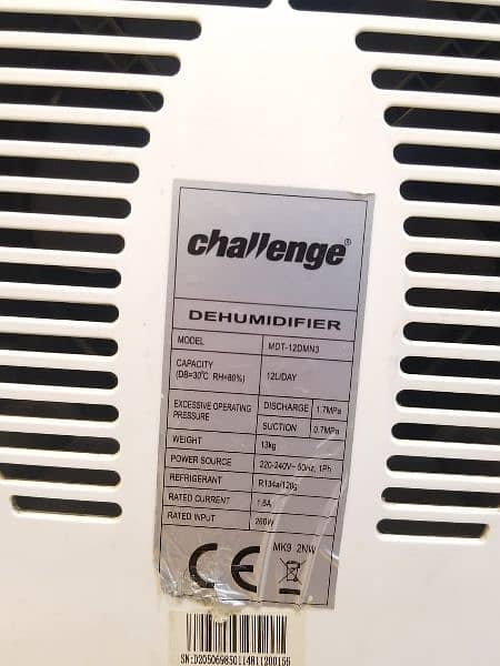 Challenge Dehumidifier - 12 Litre 3