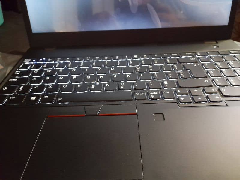 Lenovo thinkpad T15 Ci7-10th generation 256gb ssd 16gb ram 15.6 FHDLed 2