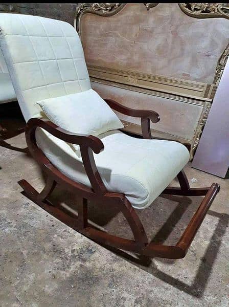 Rocking chair, Comfort chair, jhola chair 9