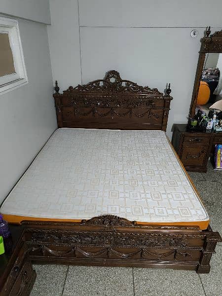 Modern Furniture Set for Sale I Bedroom Set I Bed set in Karachi 3