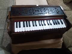 German jiblt harmonium