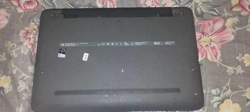 HP laptop 8GB Ram 512GB SSD Core i3 1