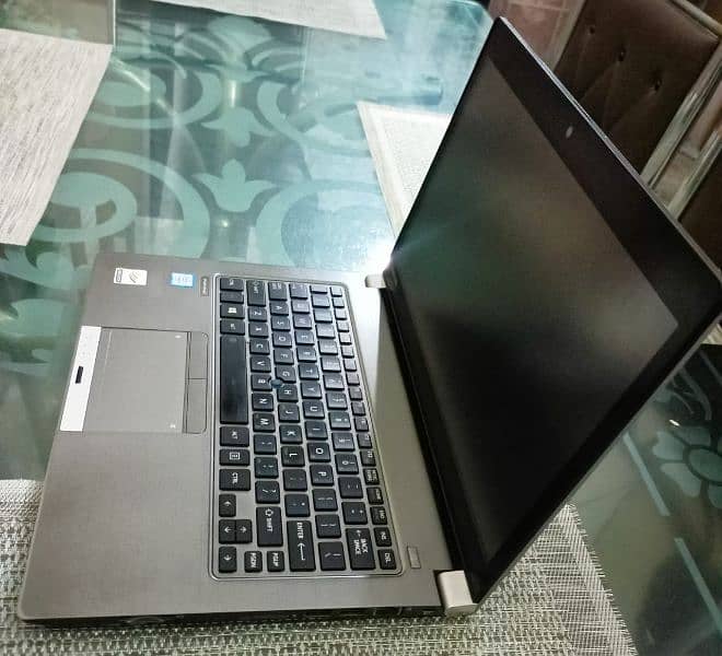 Toshiba Ultrabook Portege Z30 With Touch Screen 10/10 Condition 4