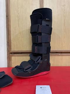 XcelTrax Medicated Ankle Support Shoe