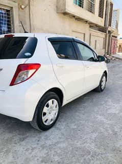 Toyota Vitz 2012 push start perl wite 0