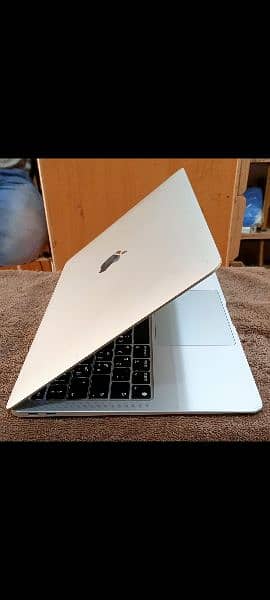 MacBook Air M1 2020 8GB 512GB 13" Silver Color with Box MGNA3 14