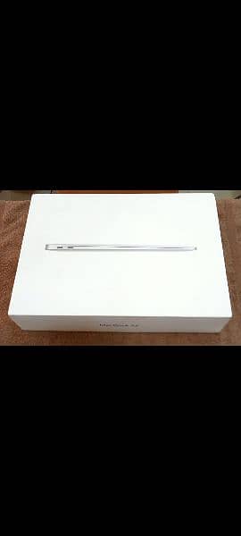 MacBook Air M1 2020 8GB 512GB 13" Silver Color with Box MGNA3 19