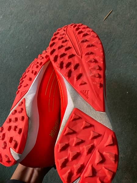 Adidas Predator Edge 3 Grippers 4