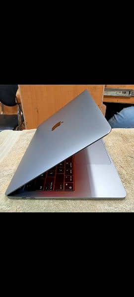 MacBook Pro M2 2022 MNEH3LL/A 8GB 256GB 13" Display 12