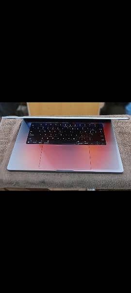 MacBook M1 Pro 2021 16GB 512GB 16 Inch MK183 11