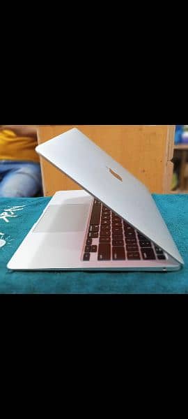 MacBook Air M1 2020 8GB 256GB MGN93 A2337 Silver Color 14